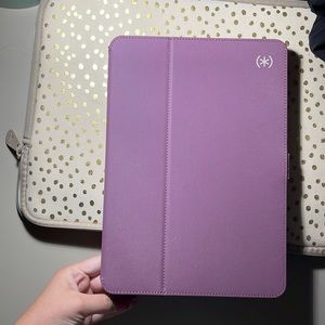 Speck iPad case
